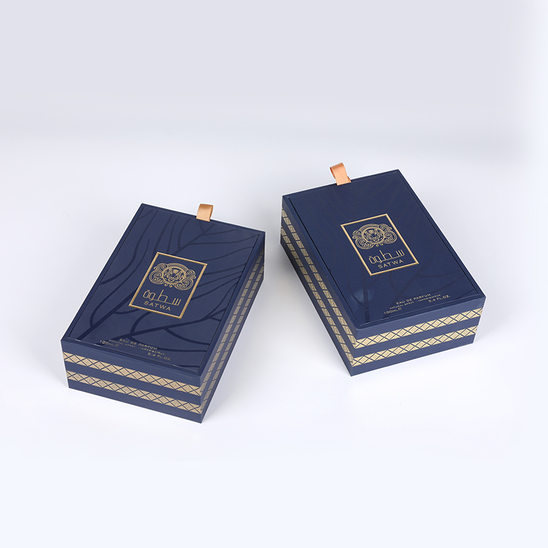 Tilpasset Eva Inner Parfume & Cosmetic Opulent Feast