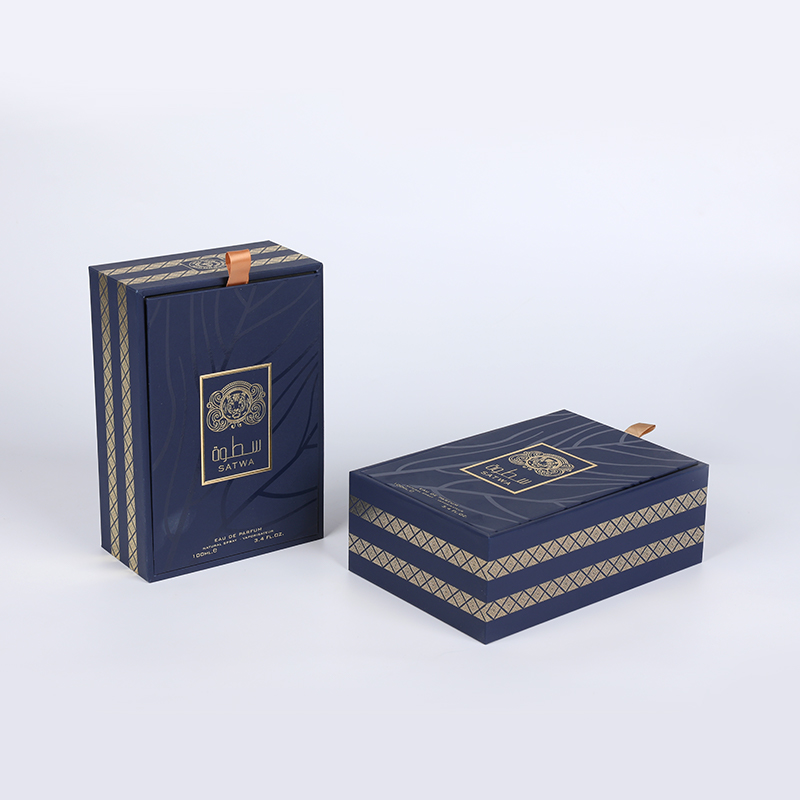 Tilpasset Eva Inner Parfume & Cosmetic Opulent Feast
