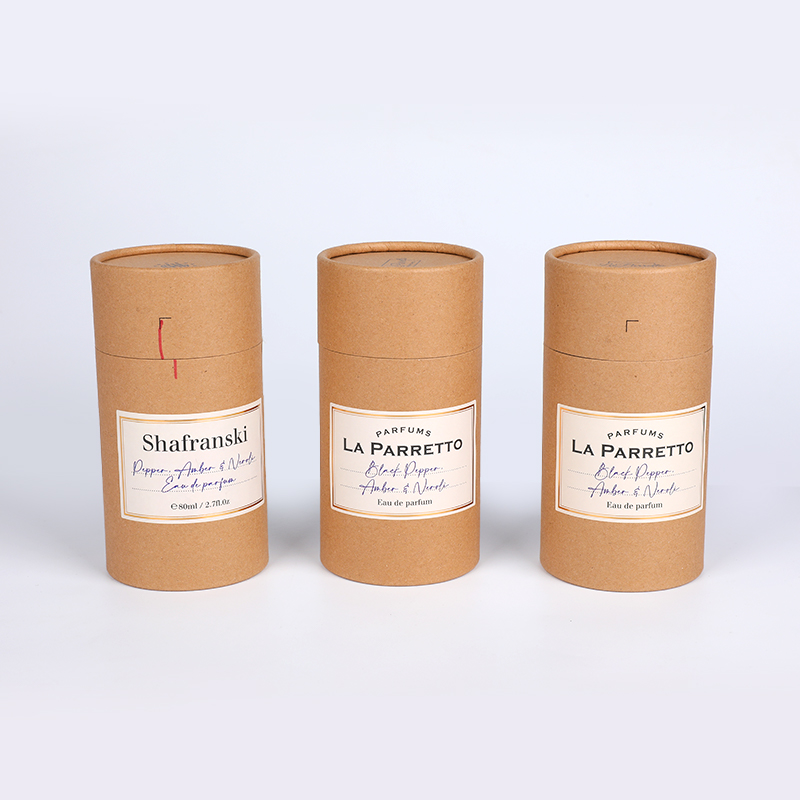 Golden Vault Packaging Tube med 4 mm grå bord