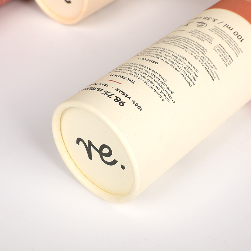 Delikat skinnepapir kan med CMYK -udskrivning